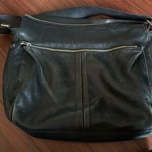 Roots messenger bag